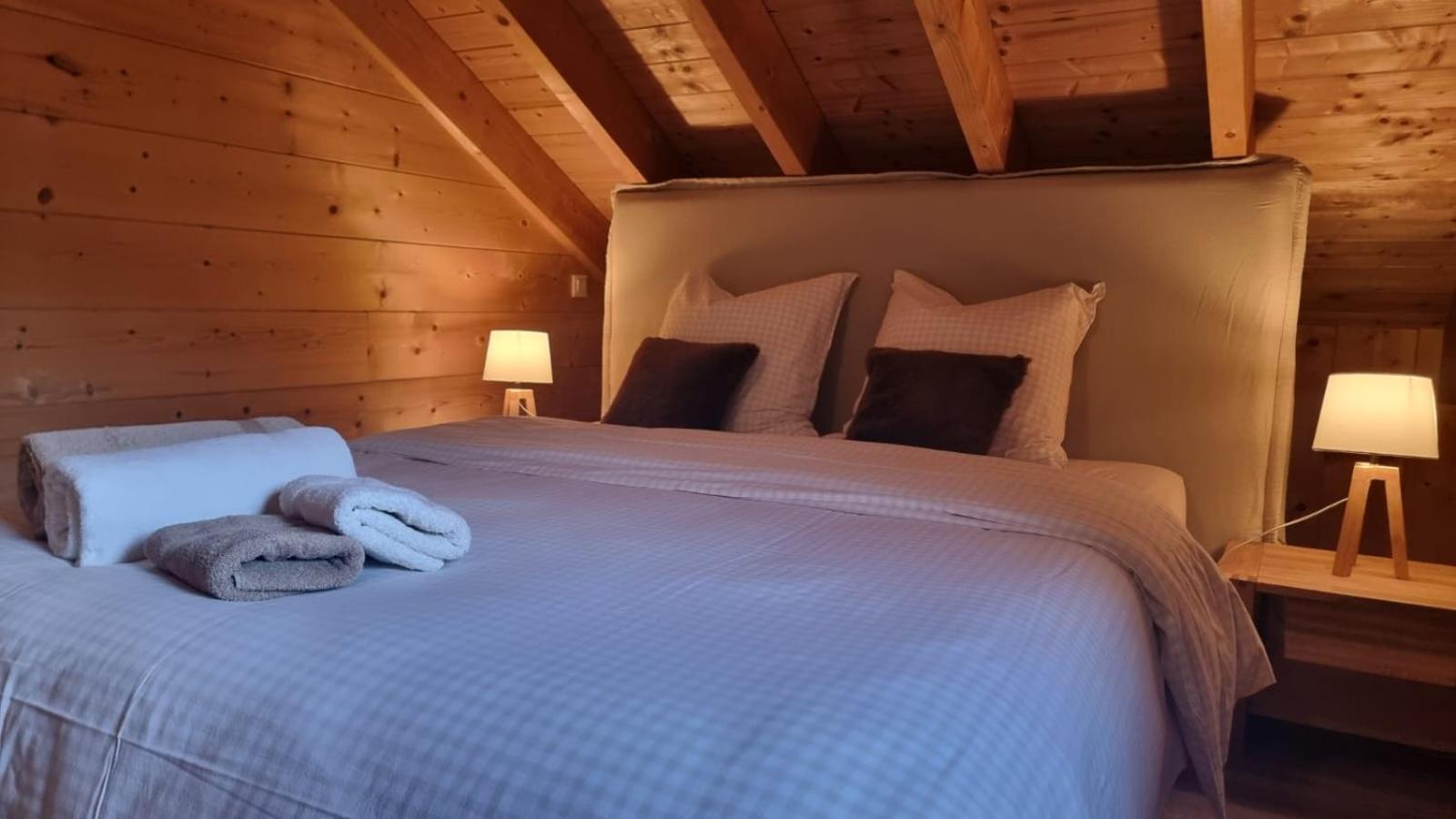 Le Chalet Du Pere Michel, Jacuzzi, Sauna, Jardin Ла-Бресс Екстер'єр фото