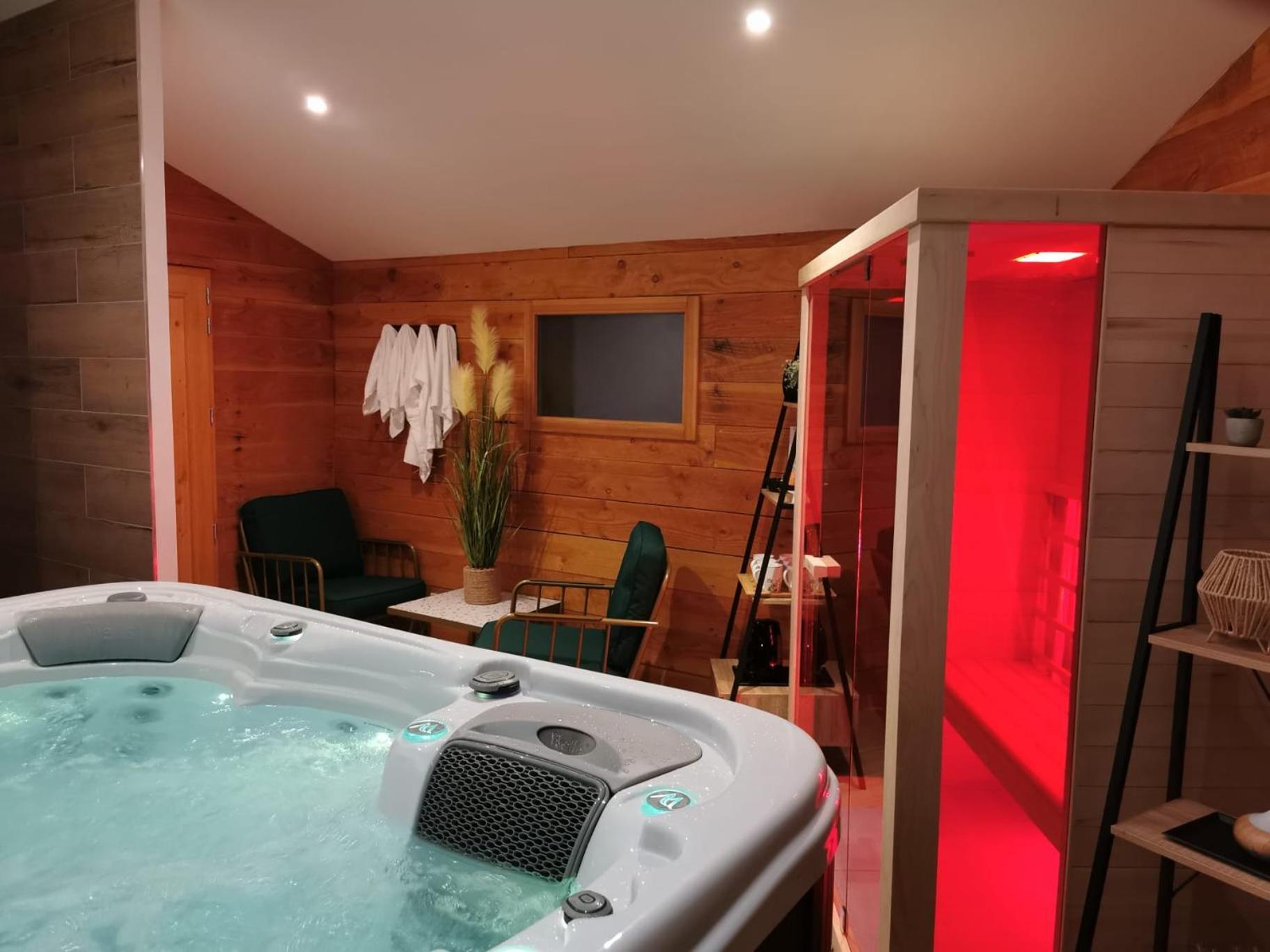 Le Chalet Du Pere Michel, Jacuzzi, Sauna, Jardin Ла-Бресс Екстер'єр фото